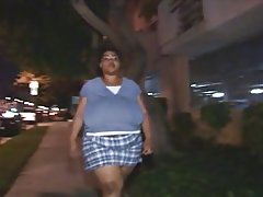 Të madhe të zezë kurvë merr fucked dhe ha cumload