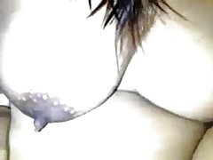 Paguar vajzë të ulur në penisit tim